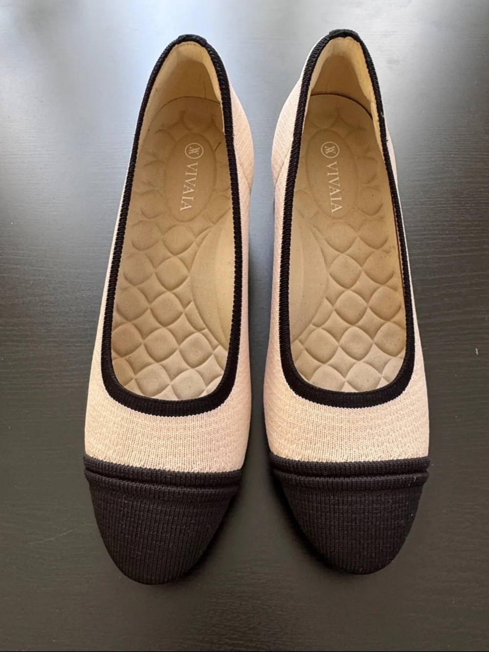 VIVAIA Julie Arch Pro Black & Ivory Almond Toe Chunky‎ Heels Size 38.7 (8US) NEW